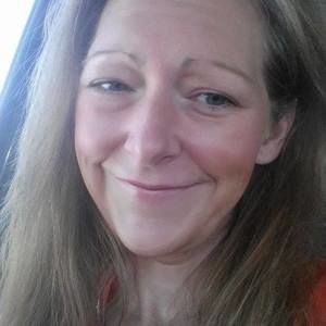 Meet your Posher, Leslie